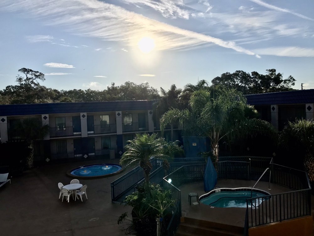 Clarion Inn & Suites Central Clearwater Beach