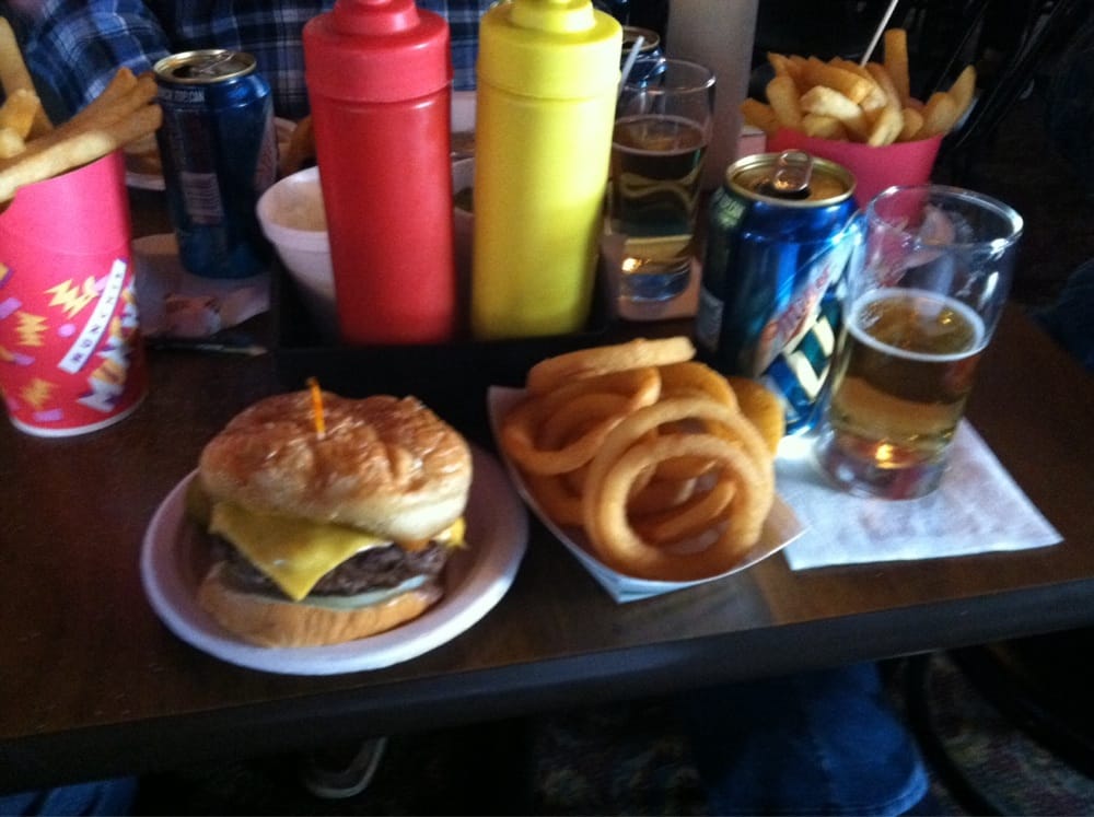 Talley’s Log Cabin 29 Reviews Dive Bars 2981 Kneeland St