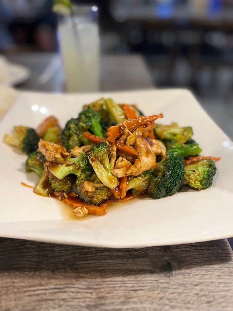 Rai Lay Asian Bistro