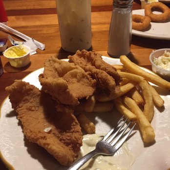 Captain Tom S Seafood 27 Photos 57 Reviews 1717 Blvd Photo Of Captain Tom S Seafood Colonial Heights Va United States All You