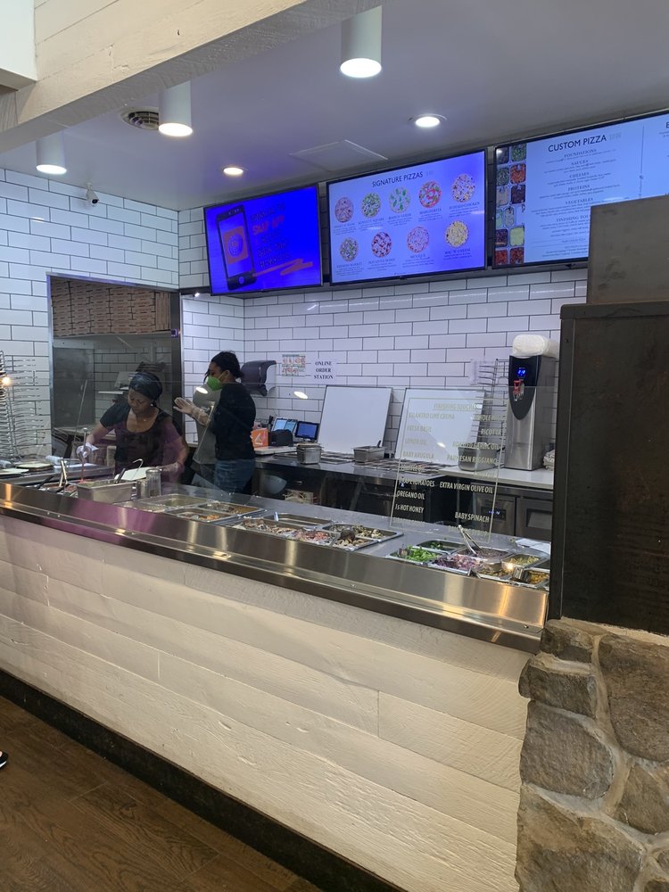 Snap Custom Pizza