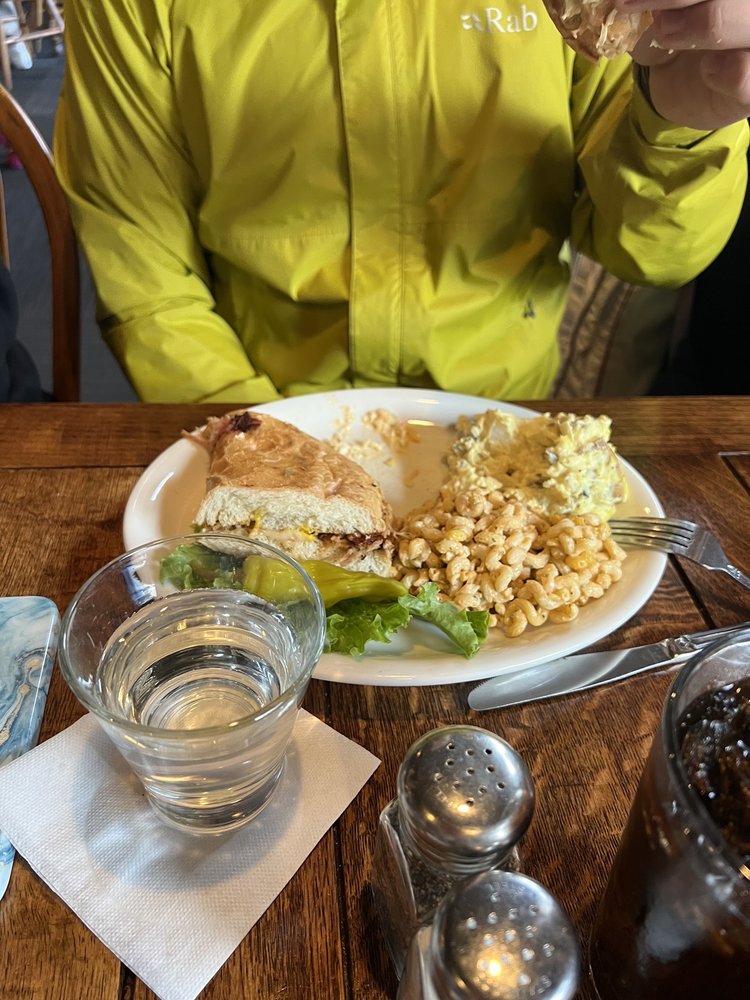 The Two Seven Public House