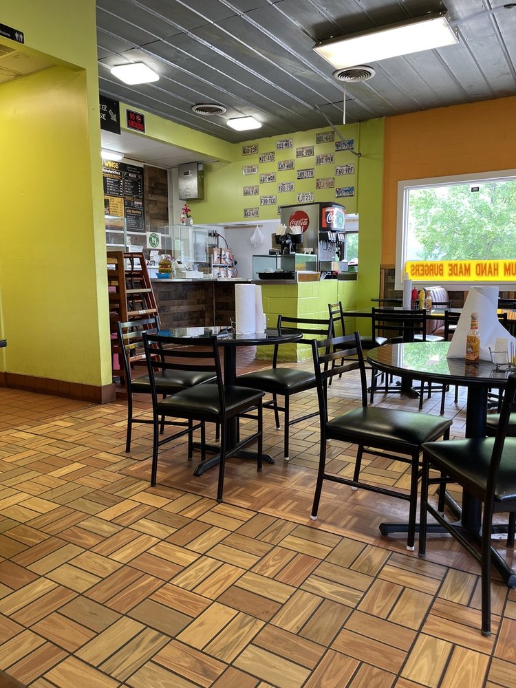 Porky's Burgers & Wings