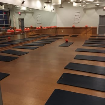 barre3 louisville frankfort ave 14 photos 15 reviews yoga studio works louisville