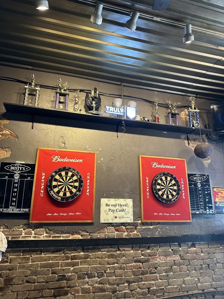 Dusty's Bar & Grill