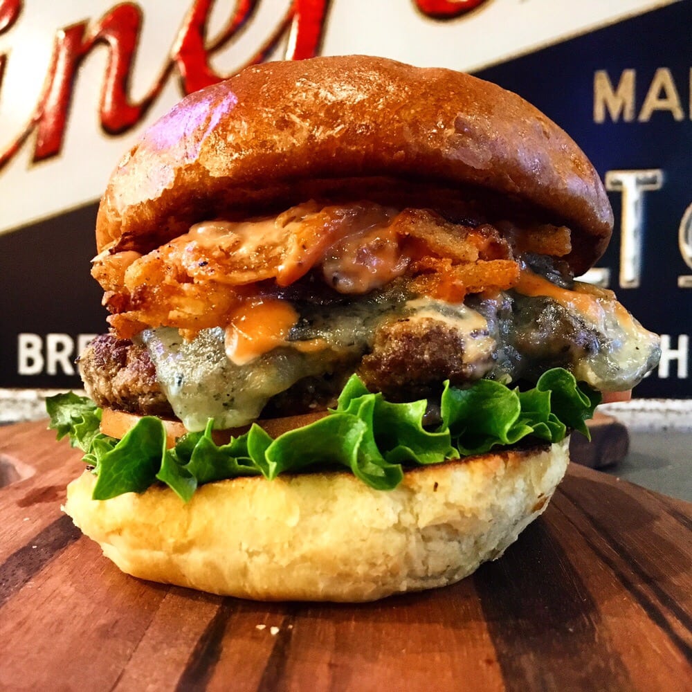 Duke’s Burgers & Sports 88 Photos & 77 Reviews Sports Bars 30176