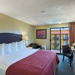 Oxford Suites Lancaster 52 Photos 94 Reviews Hotels 1651 W Photo Of Oxford Suites Lancaster Ca United States