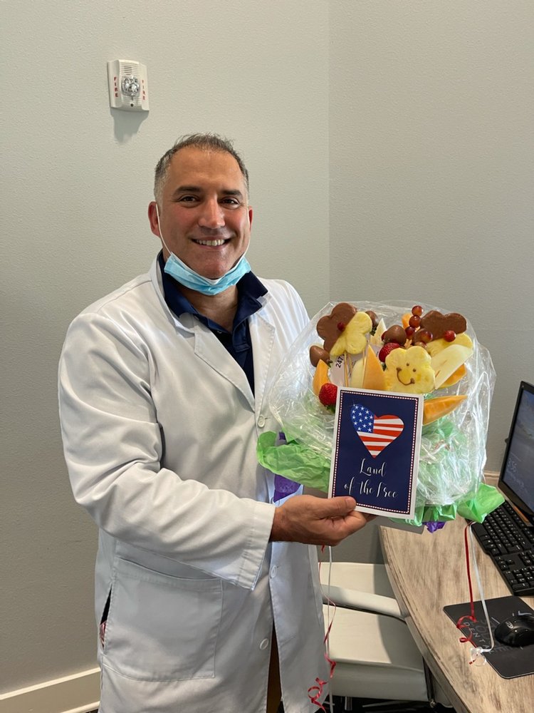 image of business Stonelodge Dental