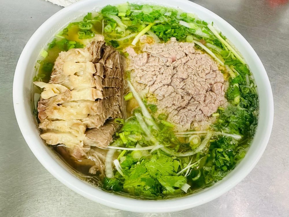 Pho Huong Lan 2 Pho Huong Lan 2