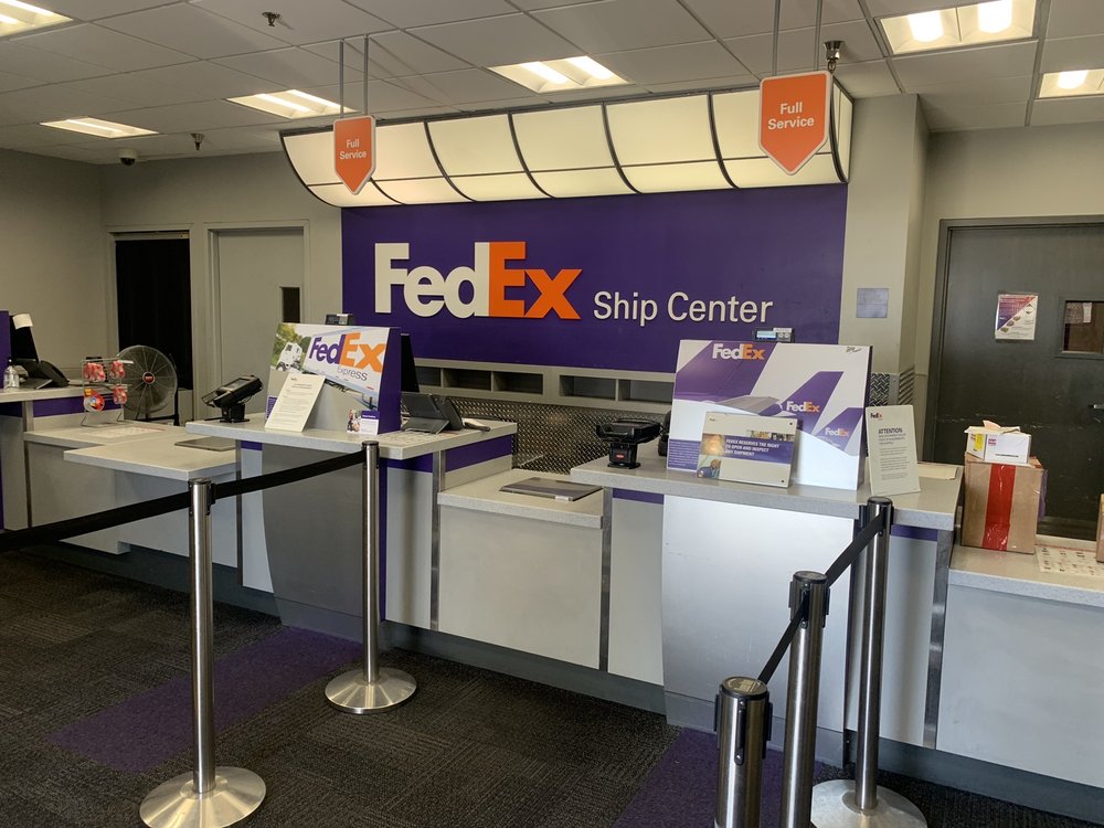 FedEx Ship Center