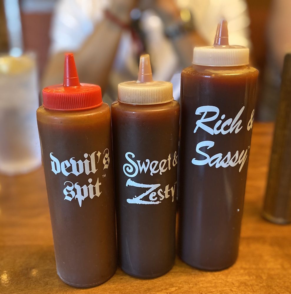 Famous Dave's Bar-B-Que Famous Dave's Bar-B-Que