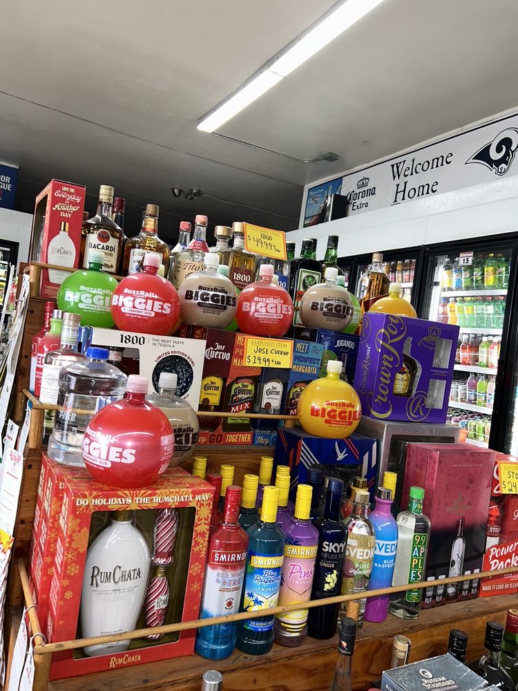 H M C Liquors