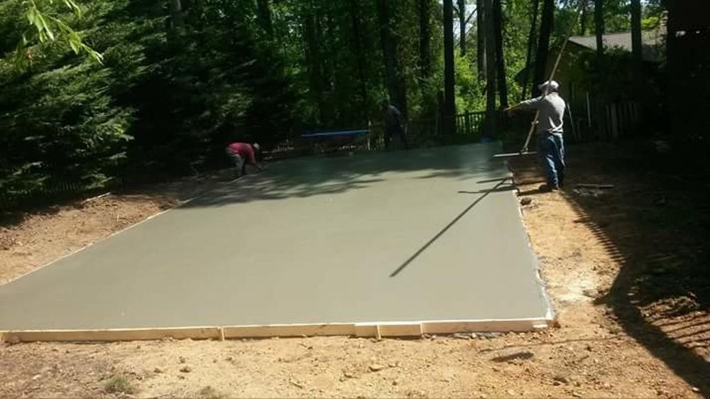 Alvarez Tree Service and Concrete Contractor