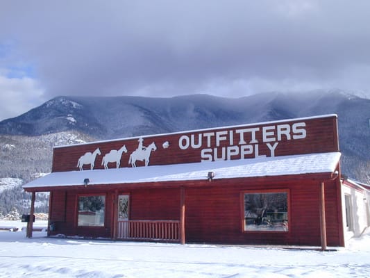 columbia outfitters near me