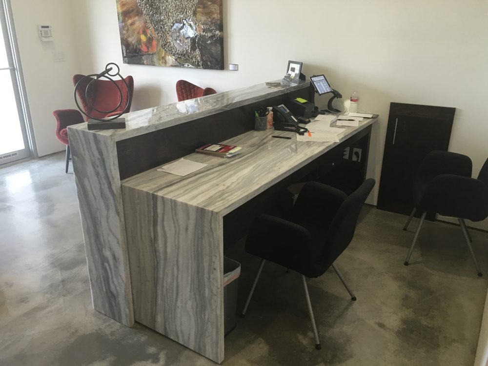 Beauty Salon Quartzite Waterfall Countertop For Reception