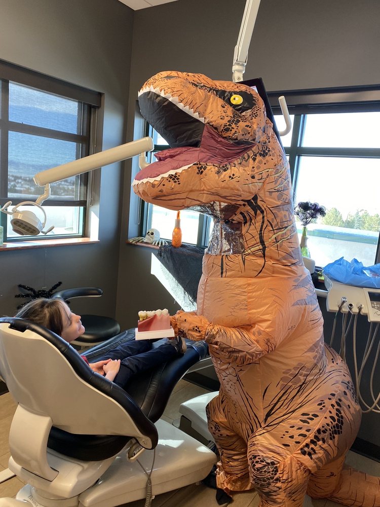 image of business Fit To Smile Dental - Highlands Ranch