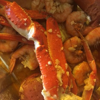 Live Crawfish Seafood Restaurant Order Food Online 253 Photos Photo Of Live Crawfish Seafood Restaurant Rockville Md United States