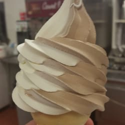 carvel ice cream ave n