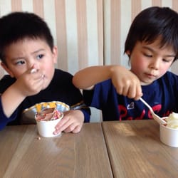 Fraiche Yogurt - Palo Alto, CA, United States. Kids love it