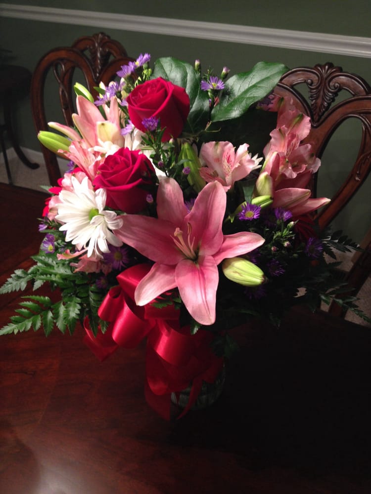 Suzanne's Flowers and Patty's Cakes