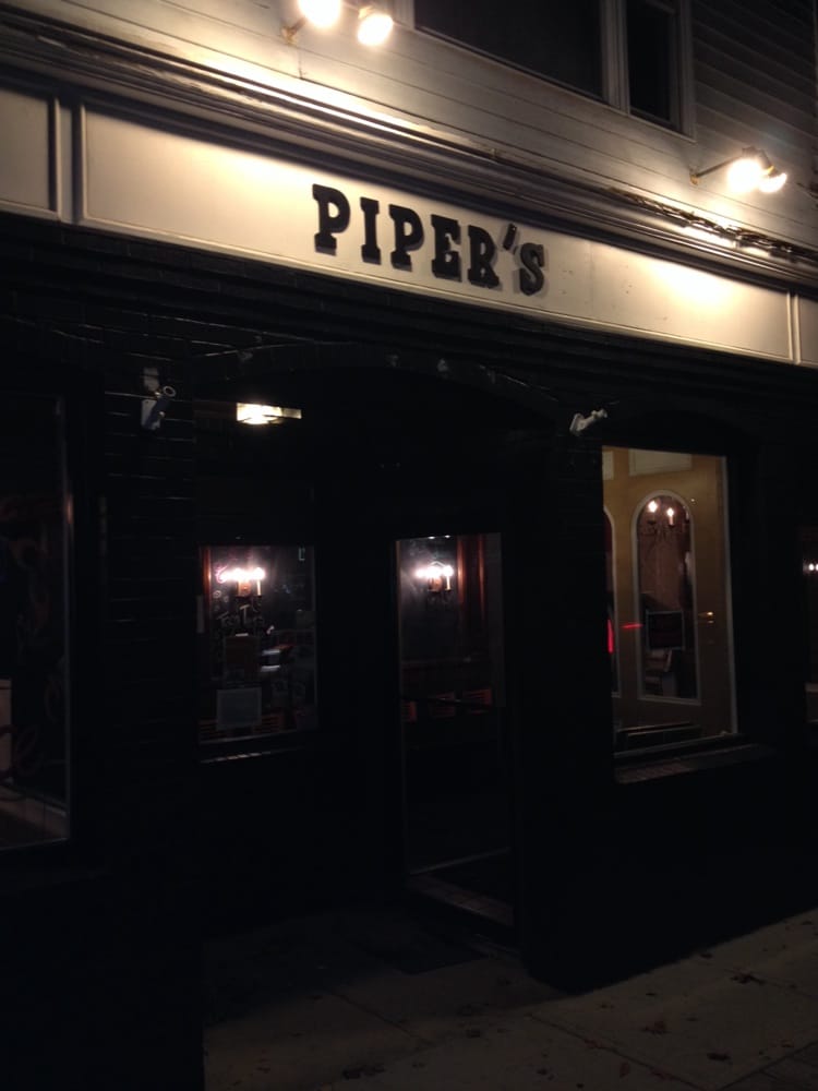 Piper’s Restaurant & Bar CLOSED Music Venues 207 Main St, Wareham