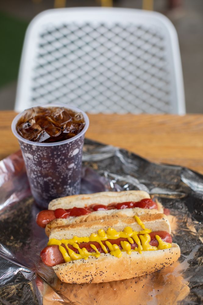 Metropolis Cheesesteaks - Mother Road Market