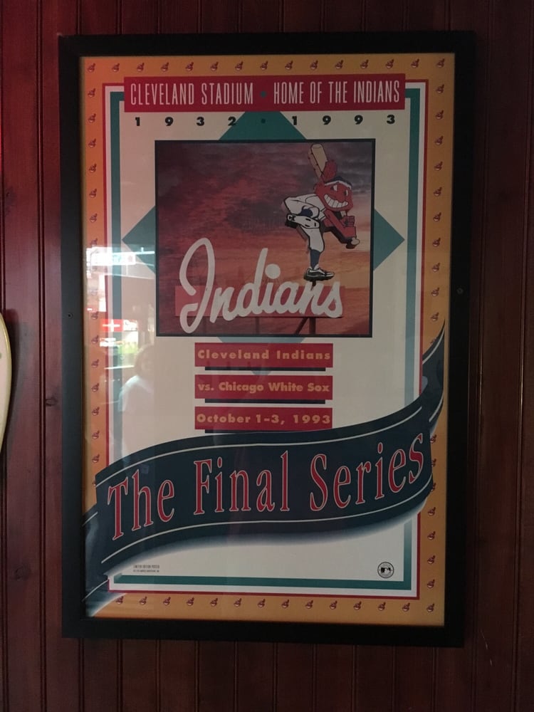 Winking Lizard Tavern 57 Photos & 160 Reviews Sports Bars 811