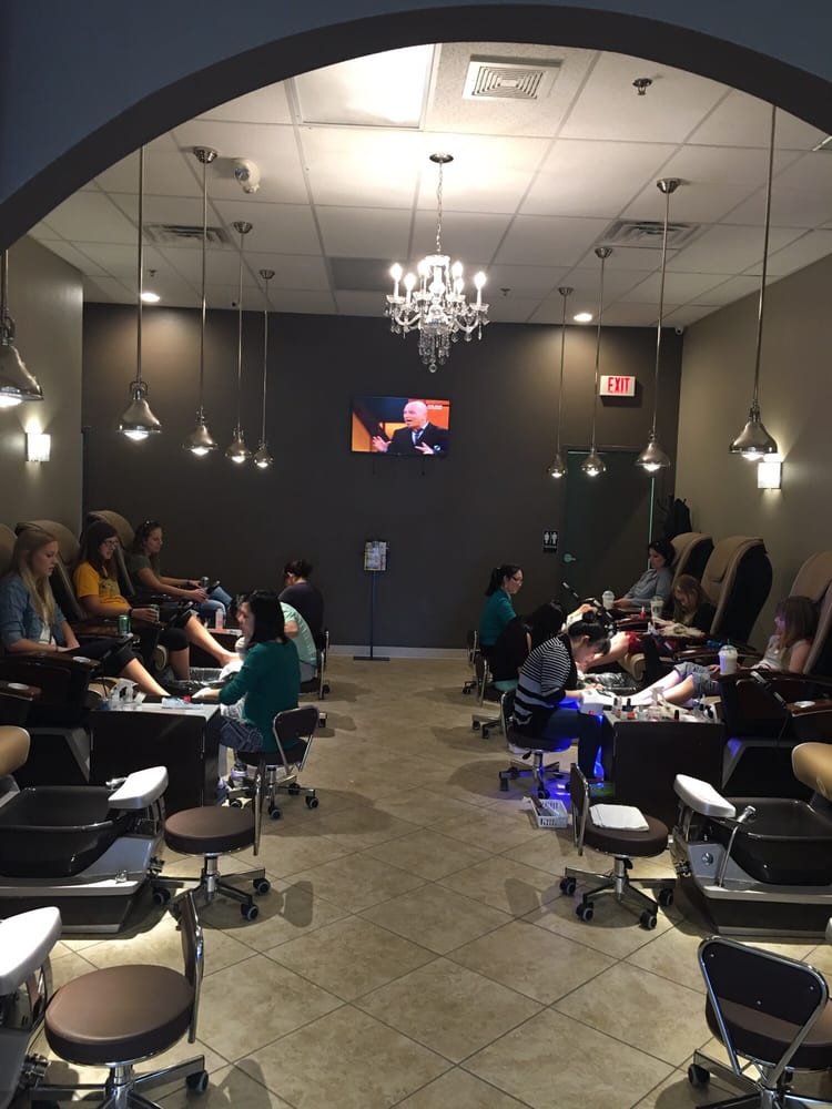 Oshkosh Nail Salon 53 Photos Nail Salons 2077 Witzel Ave, Oshkosh