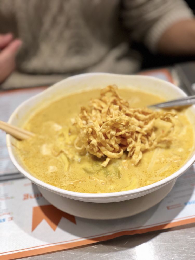 Salad King Restaurant 591 Photos & 834 Reviews Thai 340 Yonge