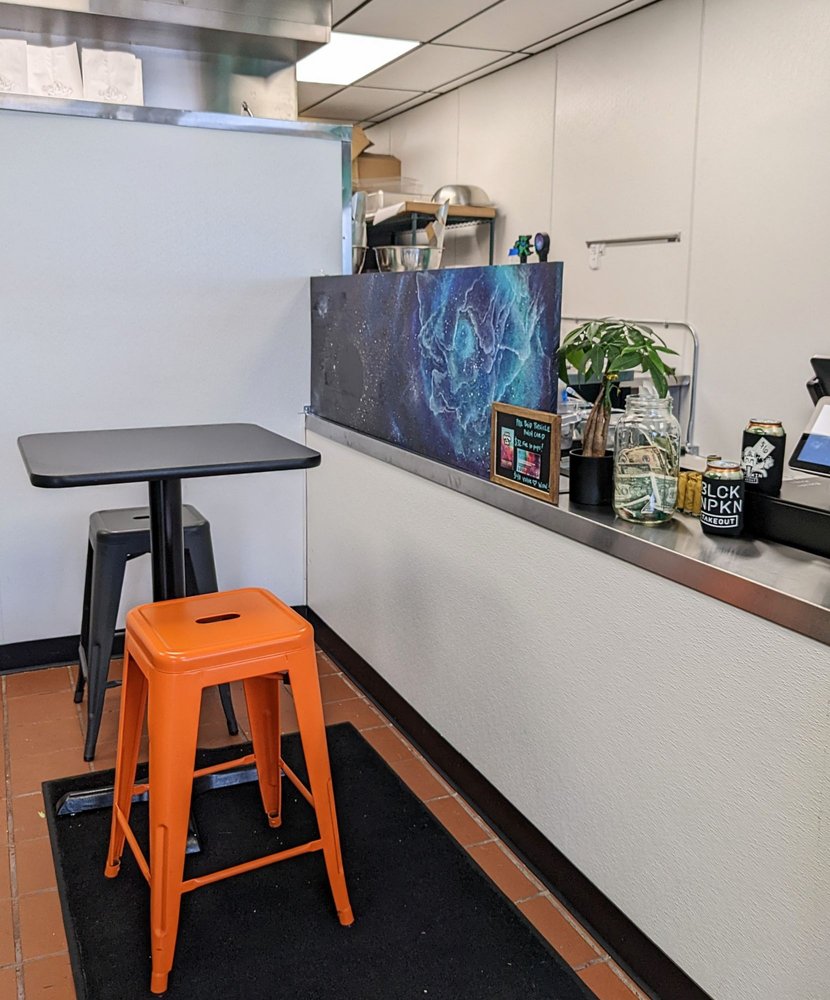 Black Napkin Takeout, Grand Rapids Roadtrippers