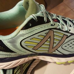 new balance is500 new balance is500