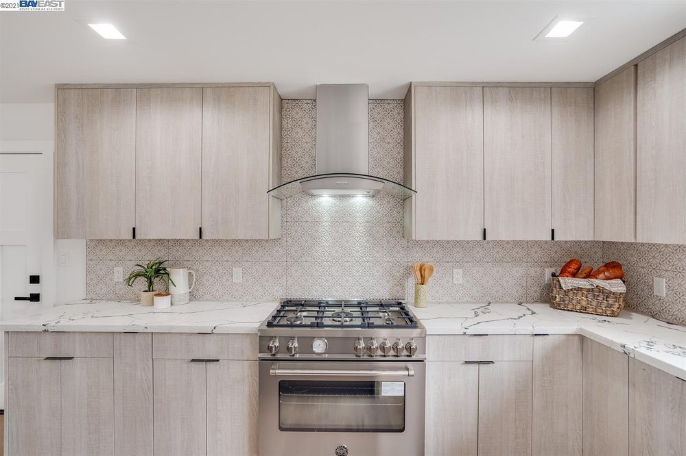 image of business Advance Cabinets & Flooring