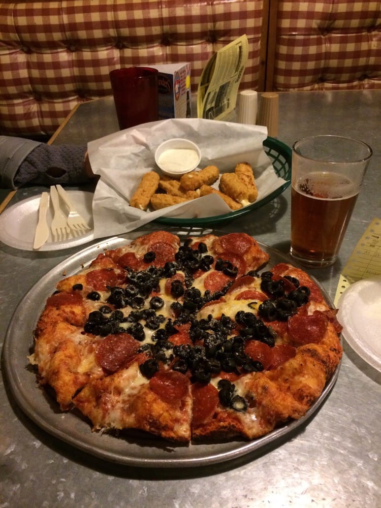 Pizza Barn 20 Photos & 53 Reviews Pizza Elko, NV 2598 Idaho St
