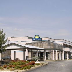 Days Inn By Wyndham Greeneville Hotels 935 E Andrew Johnson Days Inn By Wyndham Greeneville Hotels 935 E Andrew Johnson Highway Tn Phone Number Yelp