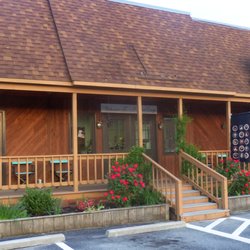 A Great Escape Spalon Nail Salons 203 E 3rd St Farmville Va Photo Of A Great Escape Spalon Farmville Va United States