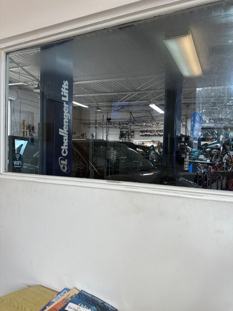 Redding's Auto Service & Sales