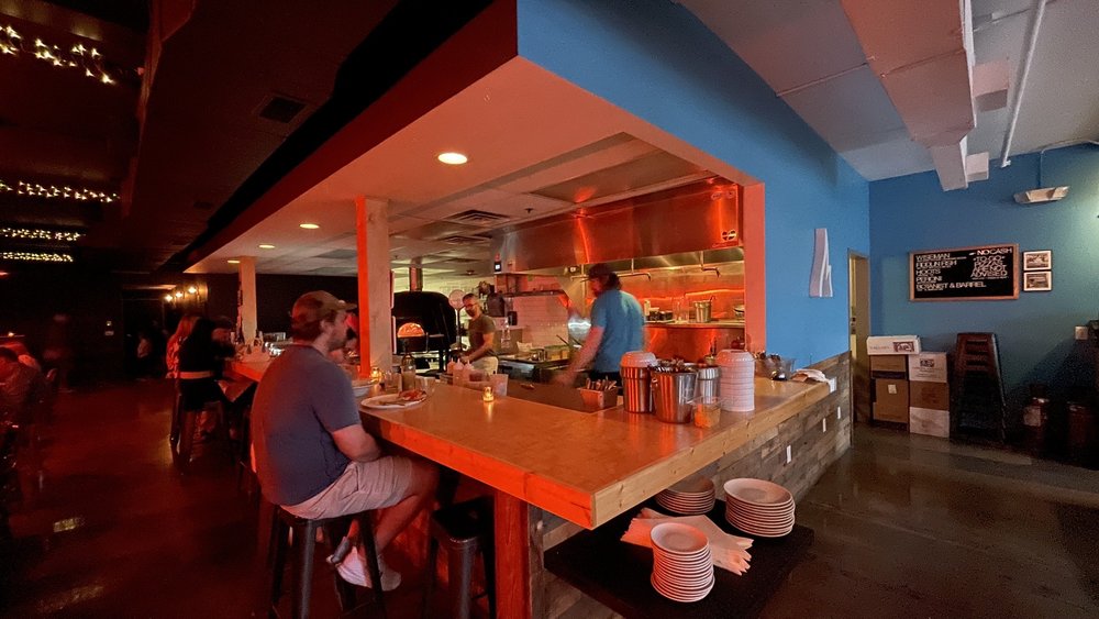 Mission Pizza Napoletana