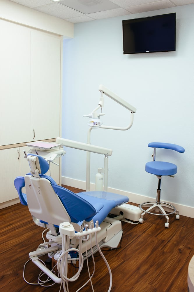 image of business Esther Lee, DMD