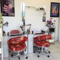 Four Seasons Closed 15 Photos 26 Reviews Nail Salons
