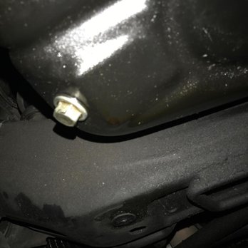 Anytime Auto Group 65 Photos 116 Reviews Car Dealers 4904 Photo Of Anytime Auto Group Sherman Oaks Ca United States Oil Leak