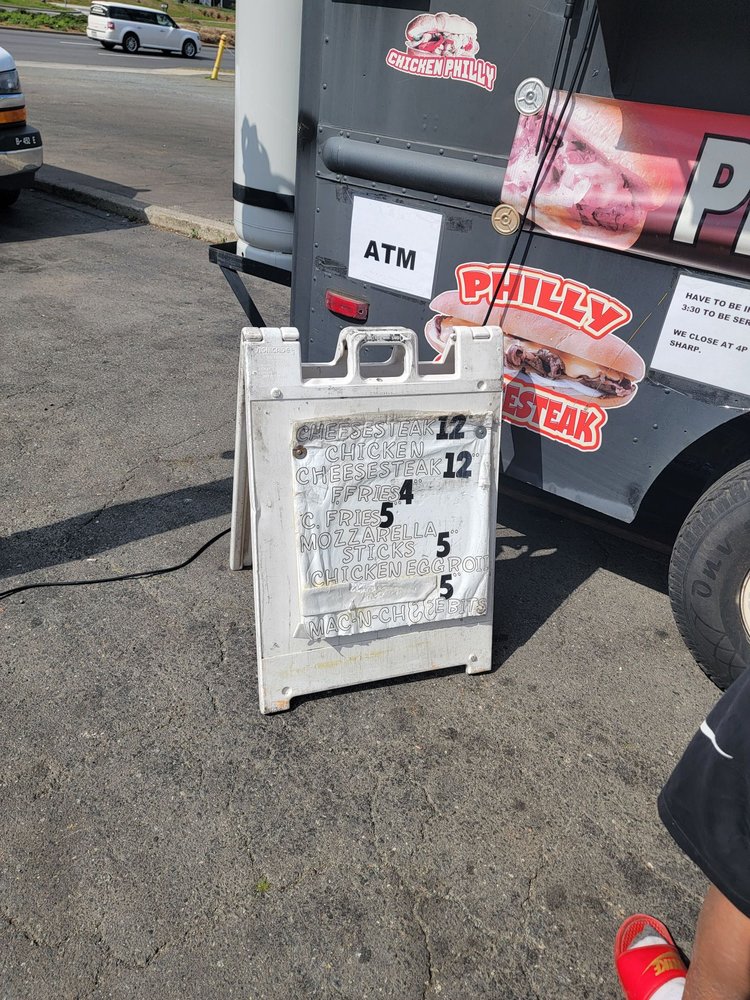 Chucks Cheesesteaks