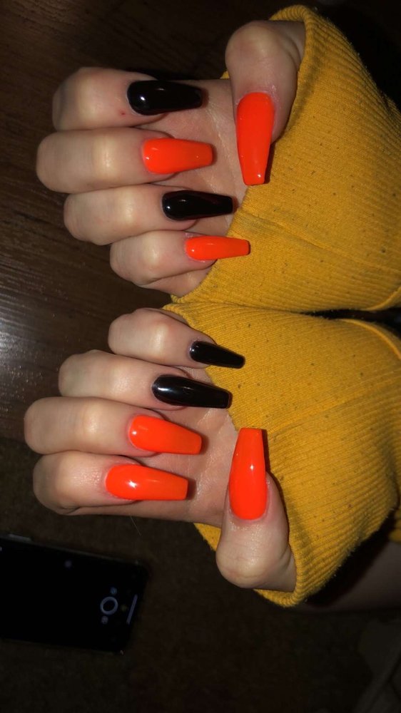 Nails 2001