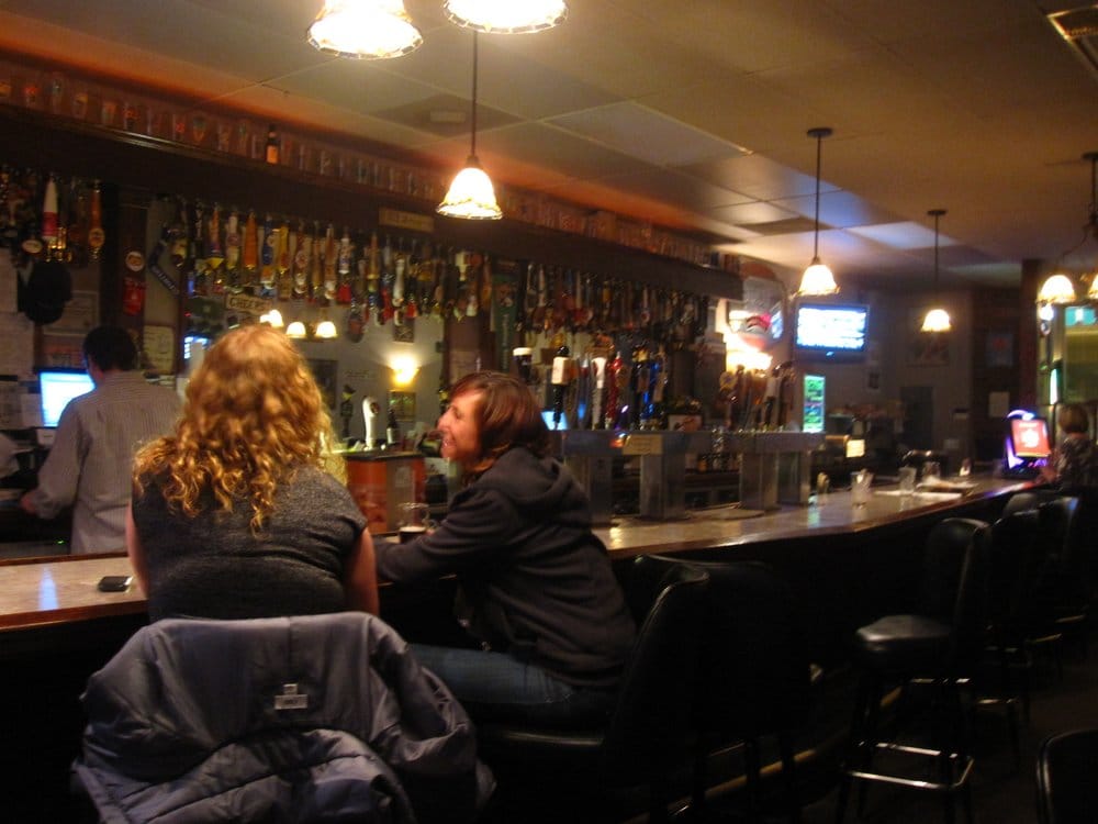 Coasters Downtown Draught House