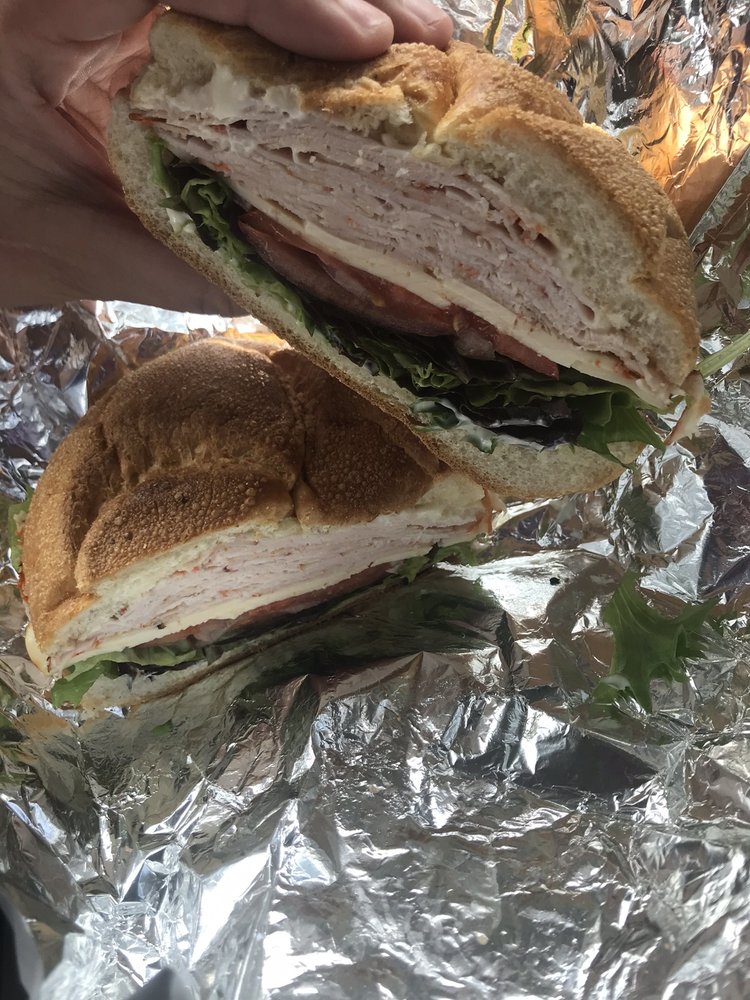 Dave's Deli & Gelato