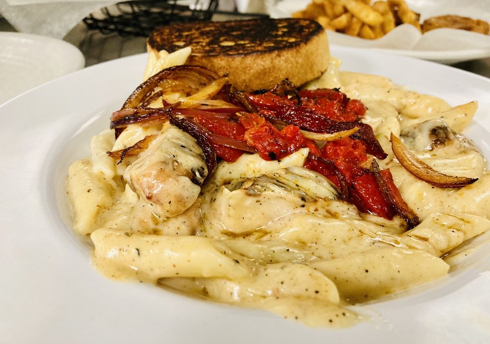 Tanasi Bar & Grill