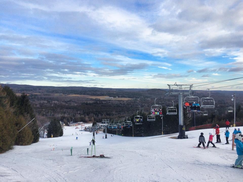 / Oshawa Ski Club Ski Resorts 4098 Regional Road 9