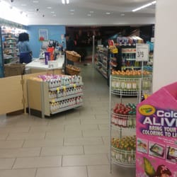 walgreens 13 reviews drugstores 101 s tryon st uptown walgreens nc