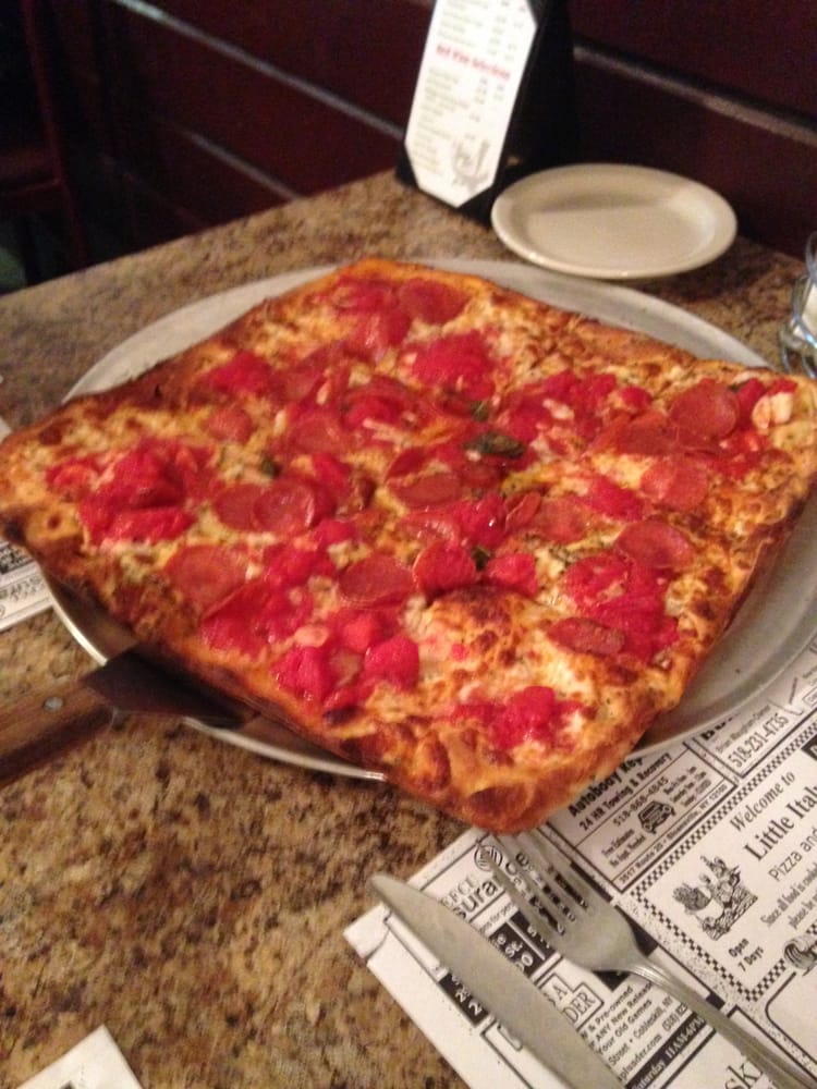 Little Italy Pizza & Pasta 13 Photos & 17 Reviews Pizza 115 Plaza