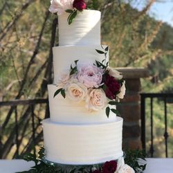 Michelle S 164 Photos 239 Reviews Bakeries 615 Tennessee St Photo Of Michelle S Redlands Ca United States My Beautiful 4 Tier