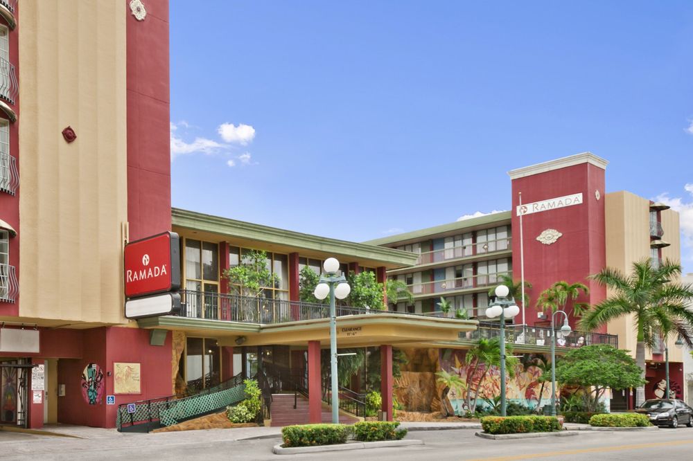 Ramada By Wyndham Hollywood Downtown 67 Photos 45 Reviews Ramada By Wyndham Hollywood Downtown 67 Photos 45 Reviews Hotels 1925 Harrison St Fl Phone Number Yelp